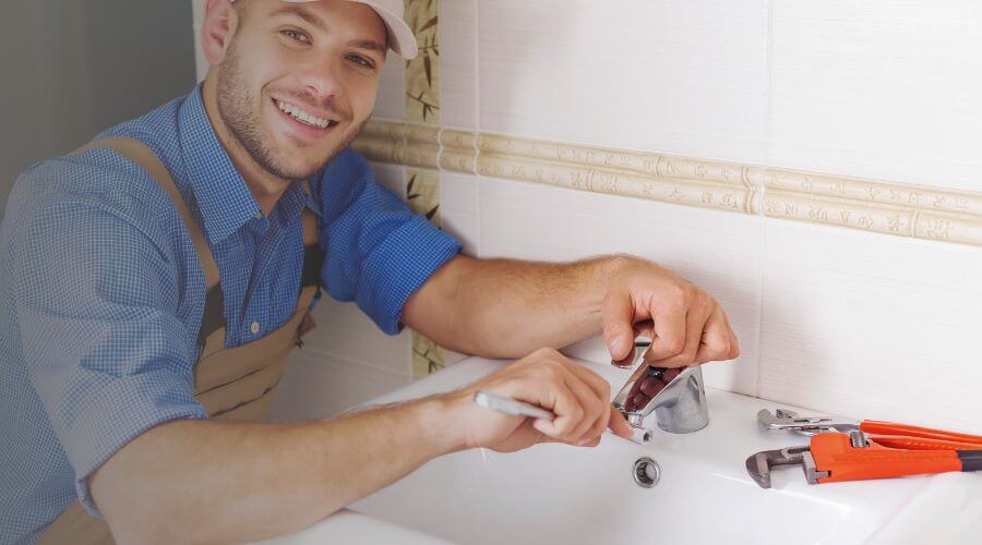 Professional clogged drains services in Geddes, SD